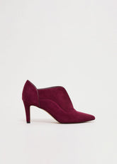 Suede Boots - Dark Red