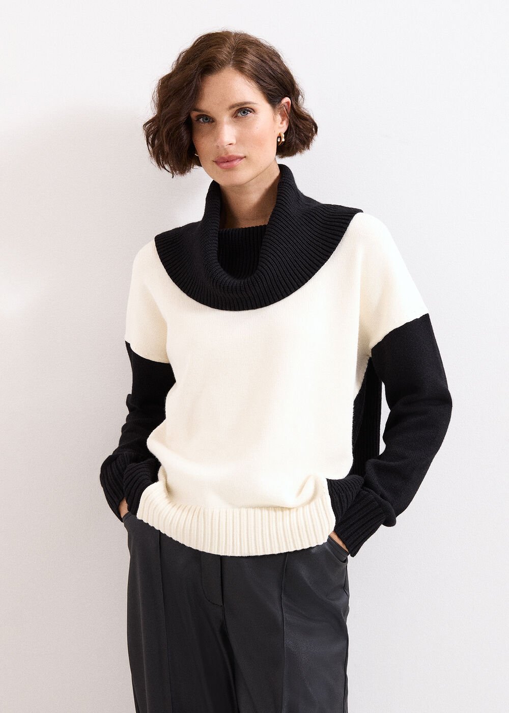 Dara Jumper - Black/Ivory