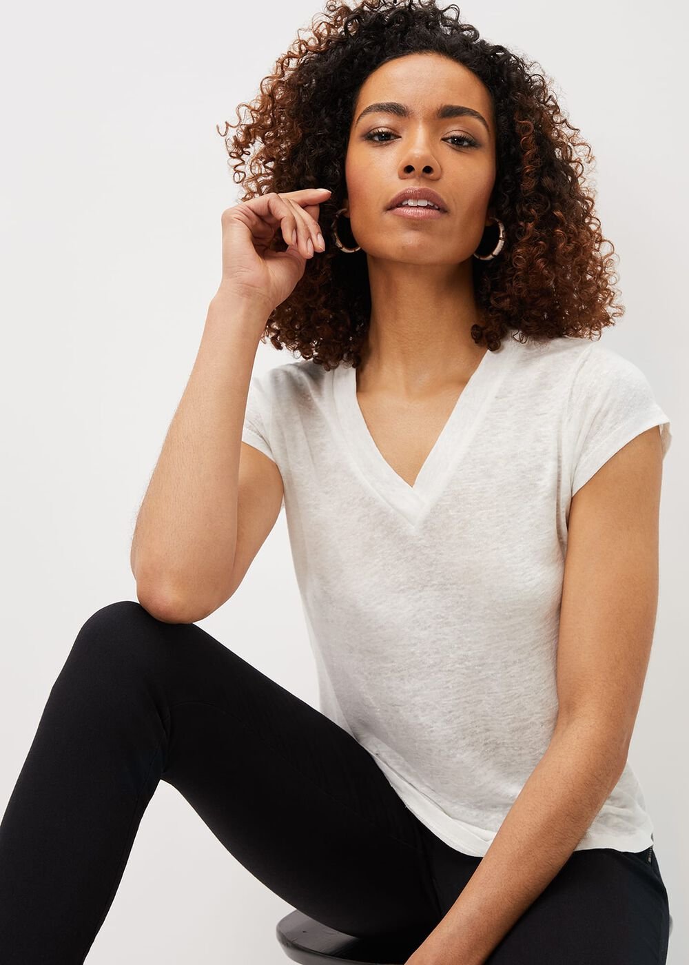Emera Linen V-Neck Top - Ivory
