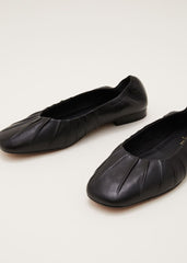 Elasticated Pump - Black