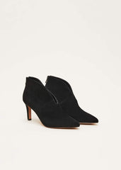 Cut Out Heeled Boots - Black