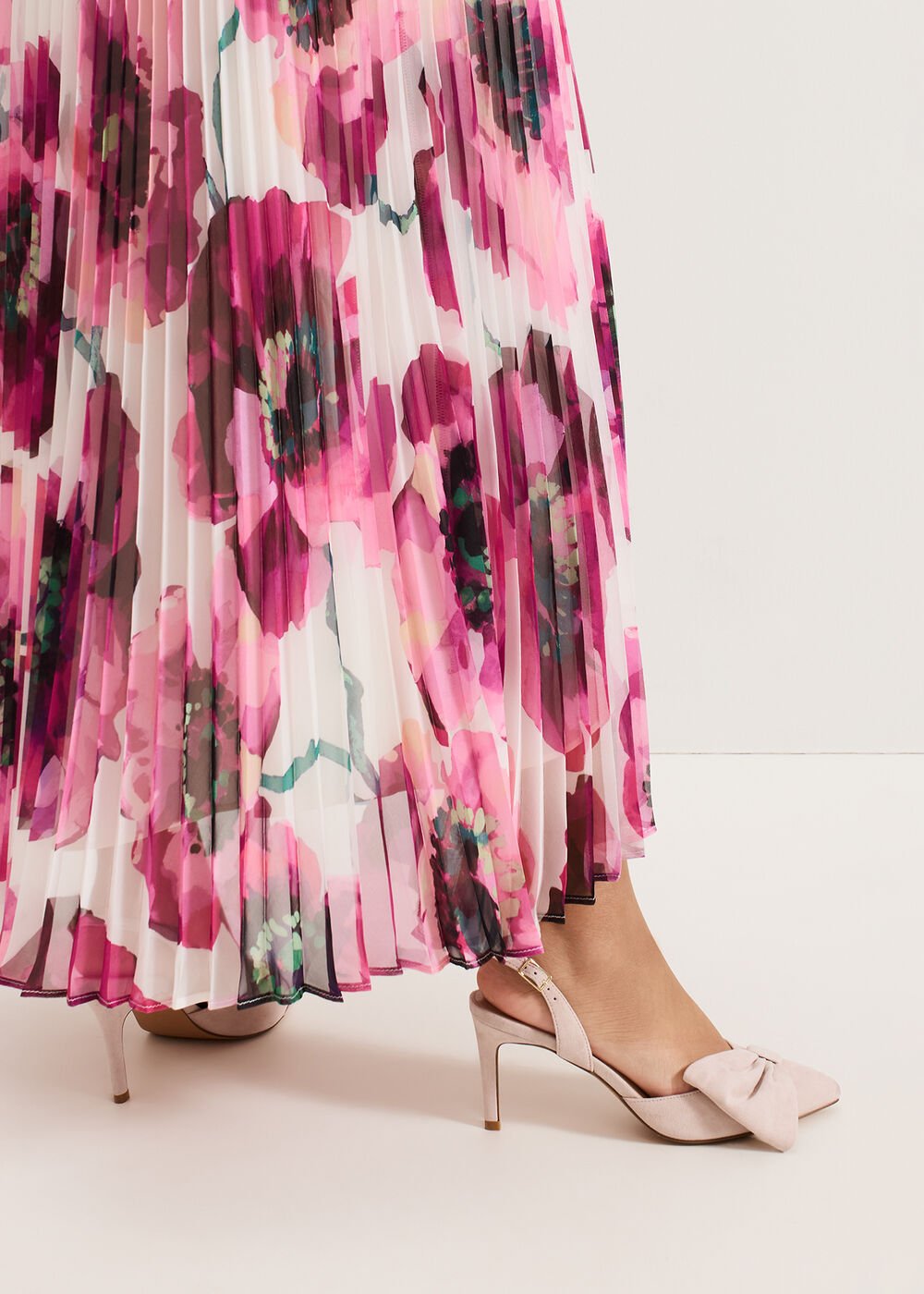 Oversized Bow Shoe - Cameo