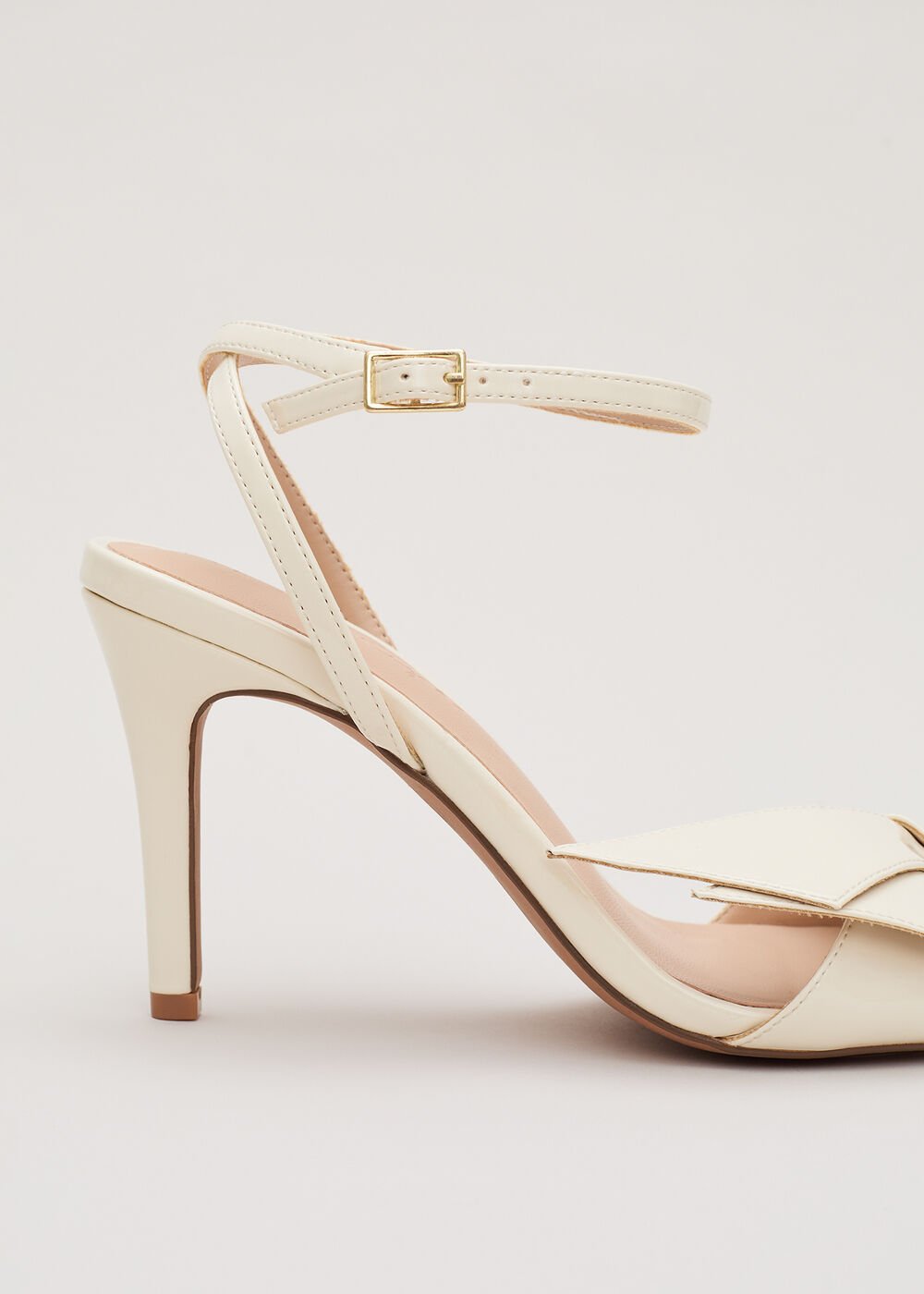Ivory Bow Sandal - Ivory