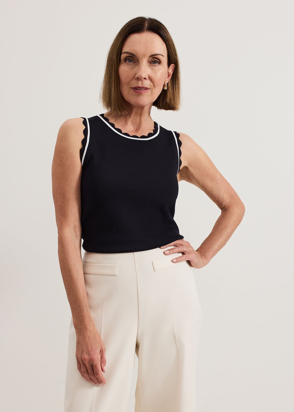 Liz scallop knit Shell Top - Navy/Ivory
