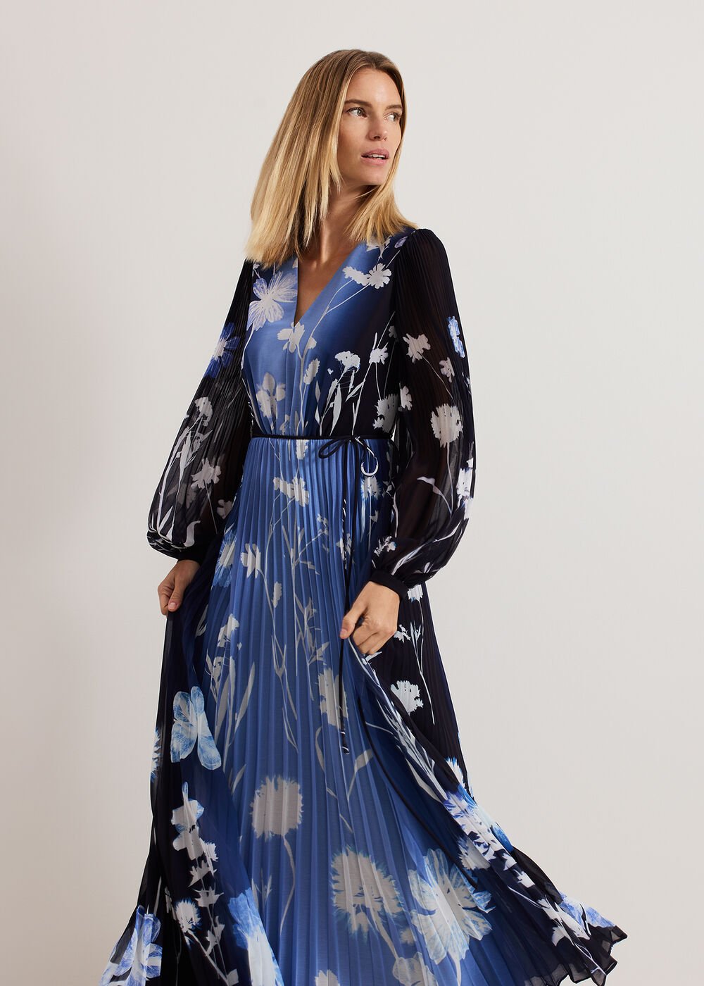 Annie Floral Maxi Dress - Blue