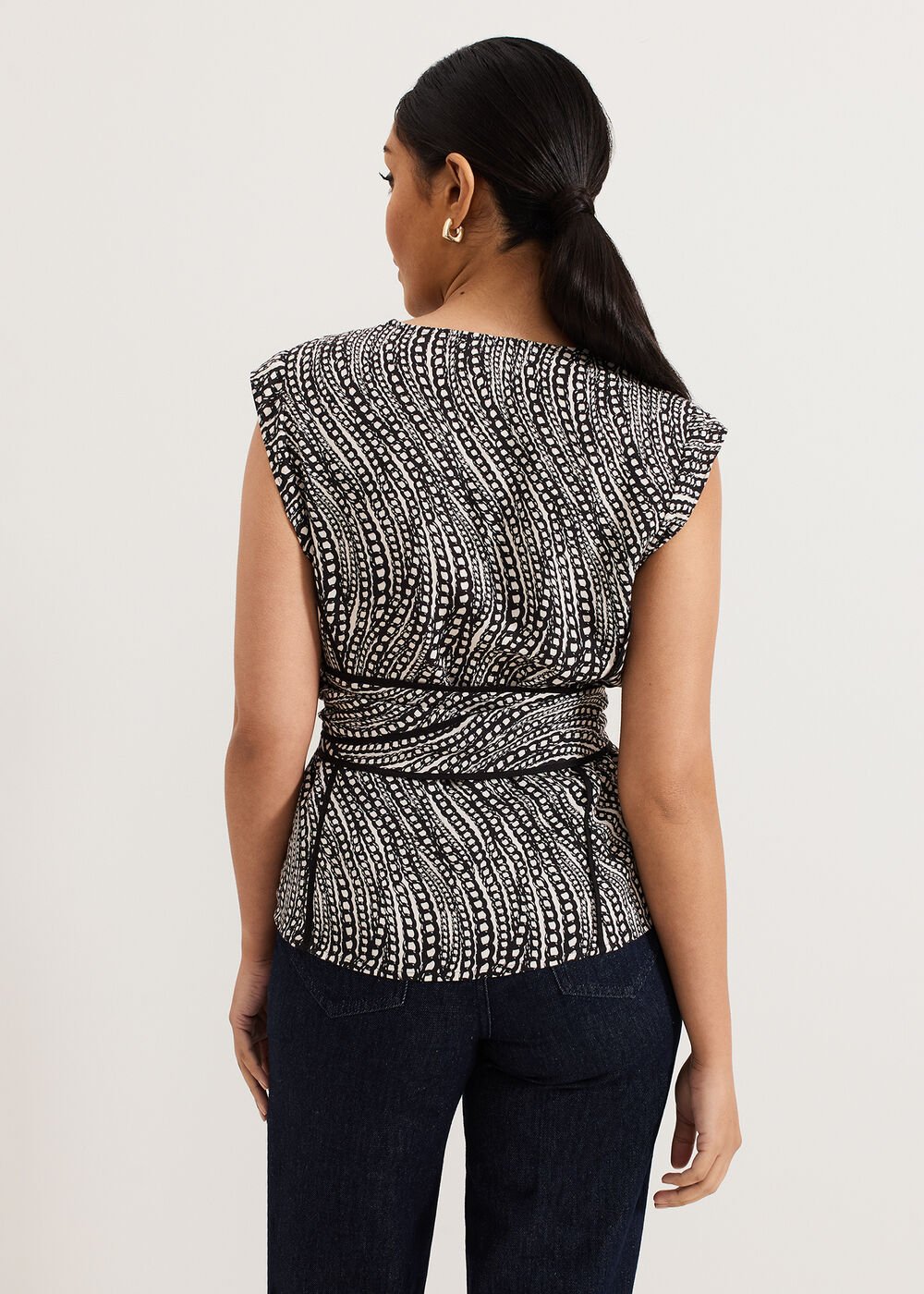 Petite Print Top - Black/Ivory