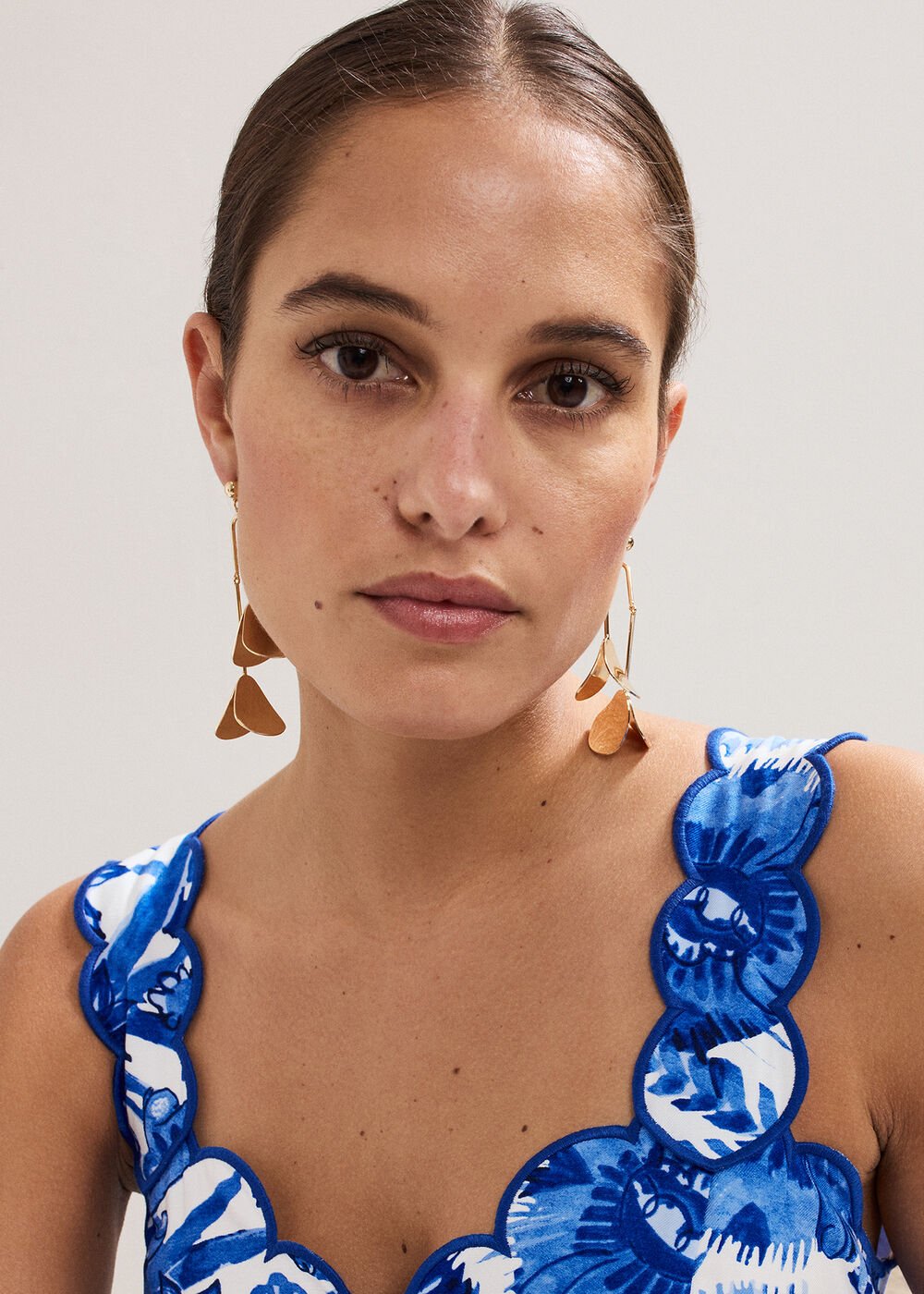 Petal Drop Earrings - Gold
