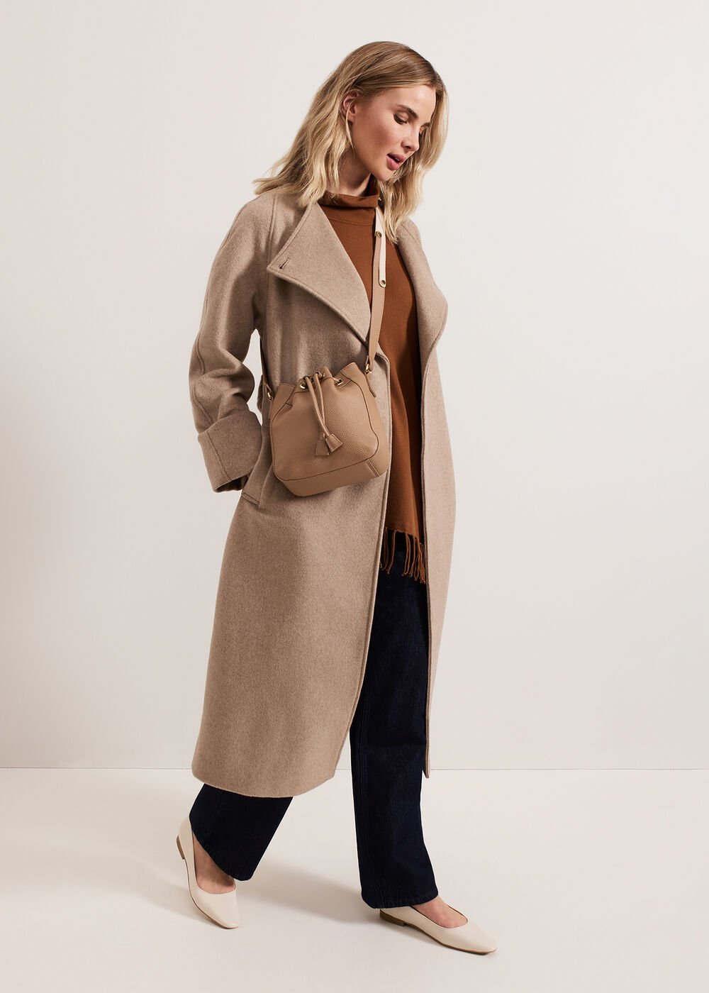 Leather Bucket Bag - Tan