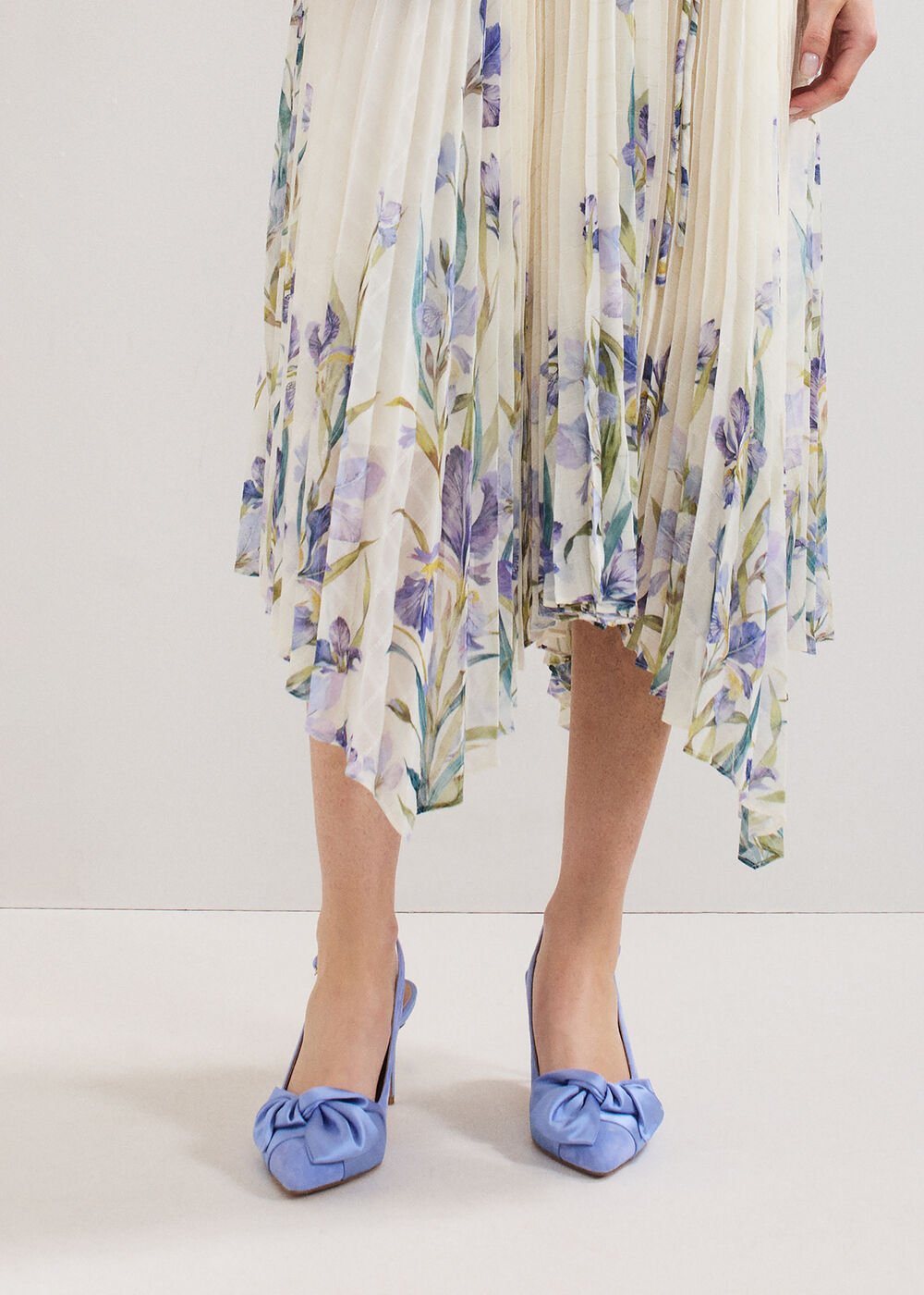 Twist Slingback Heels - Pale Blue