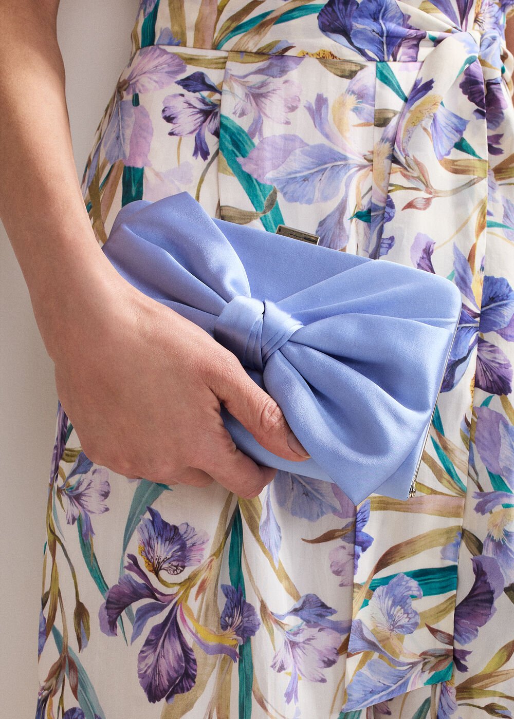 Satin Knot Clutch - Pale Blue