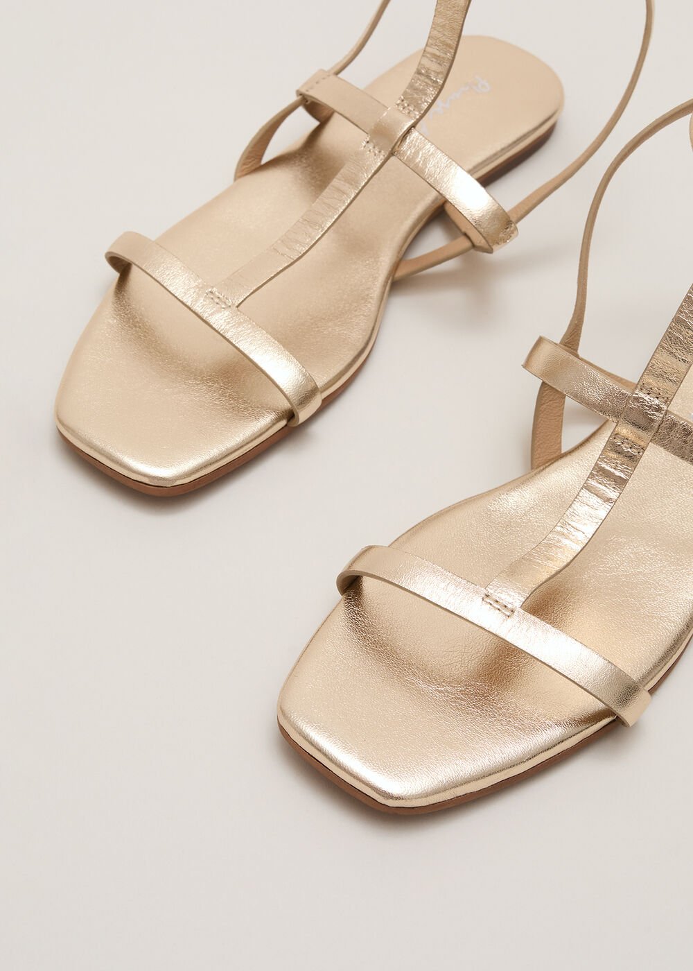 Strappy Flat Sandals - Gold