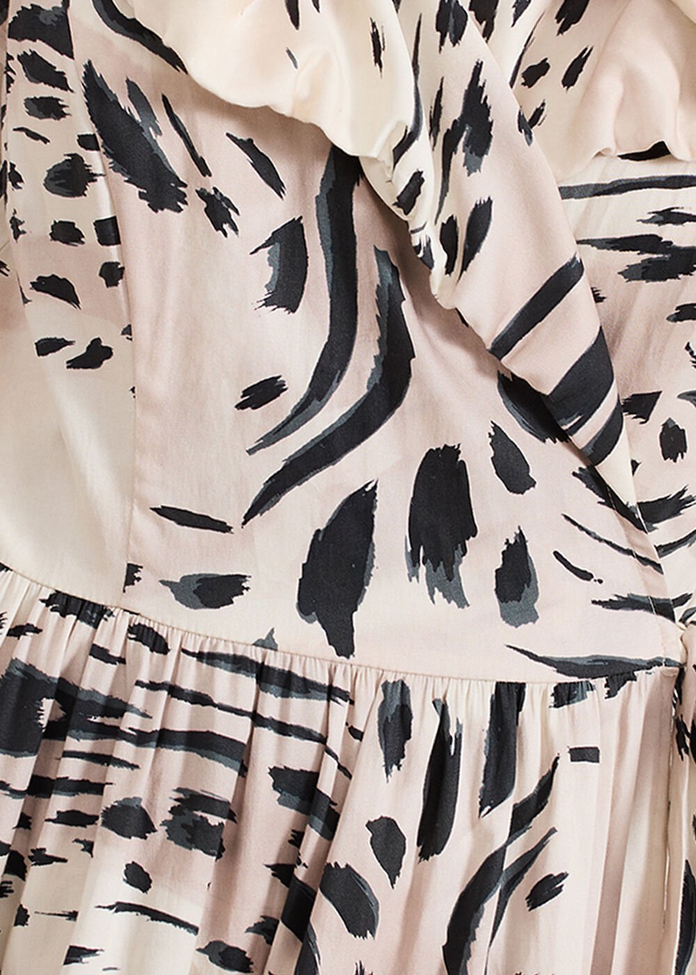 Trix Leopard Dress - Neutral