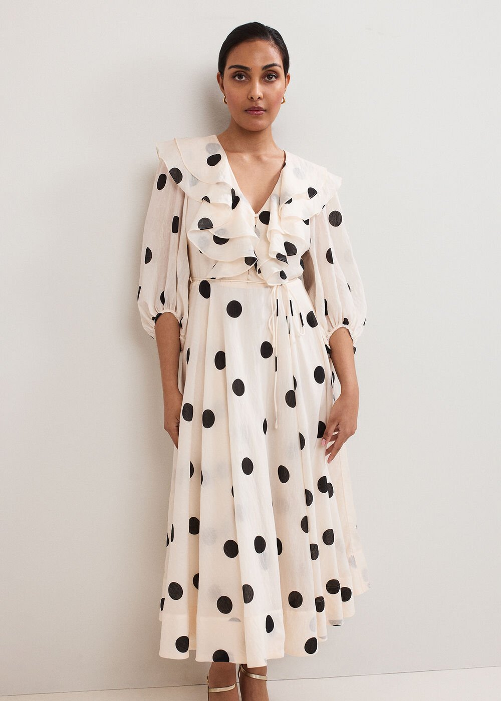 Petite Jaqlyn Dress - Cream
