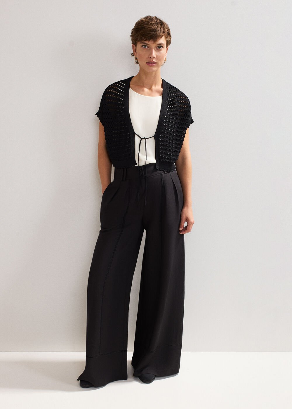 Leona Cover up - Black