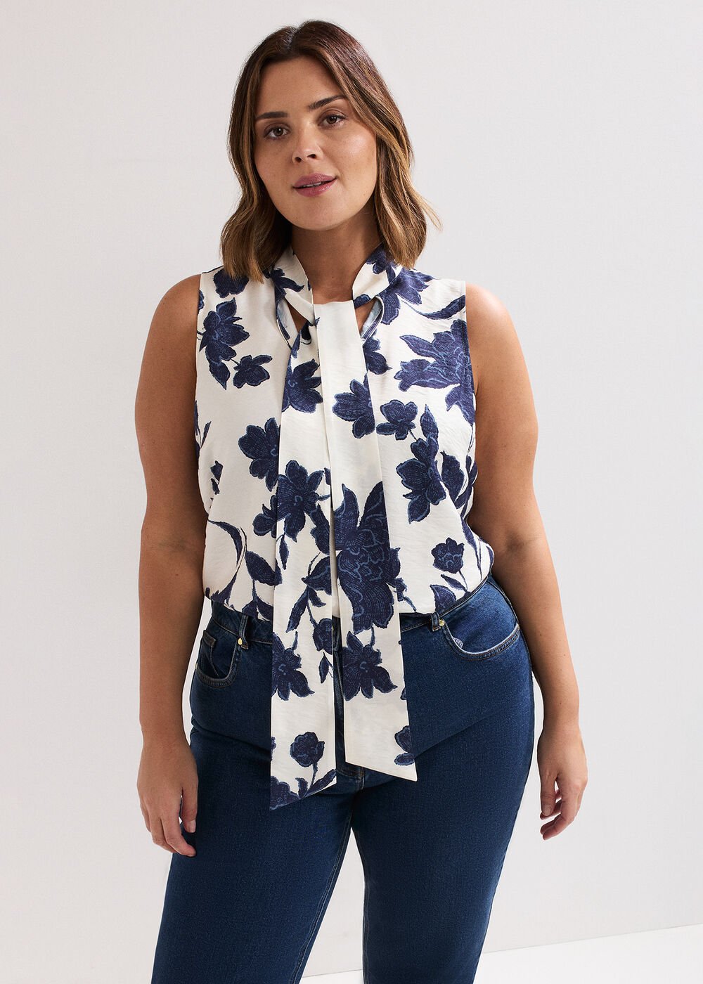 Junie Floral Blouse - Navy/Ivory