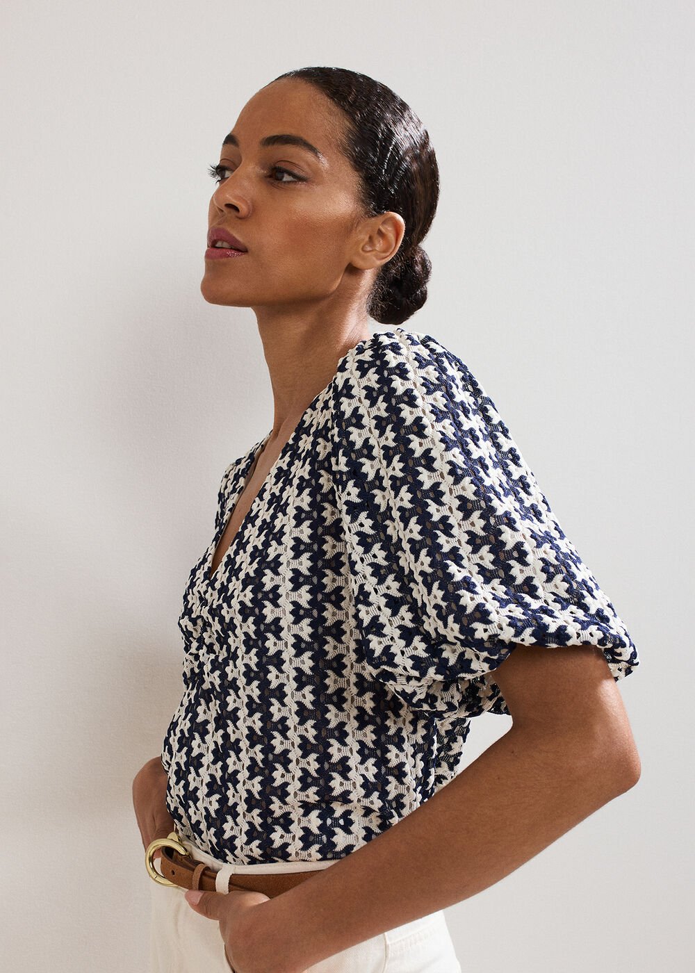 Alba Textured Top - Navy/Ivory