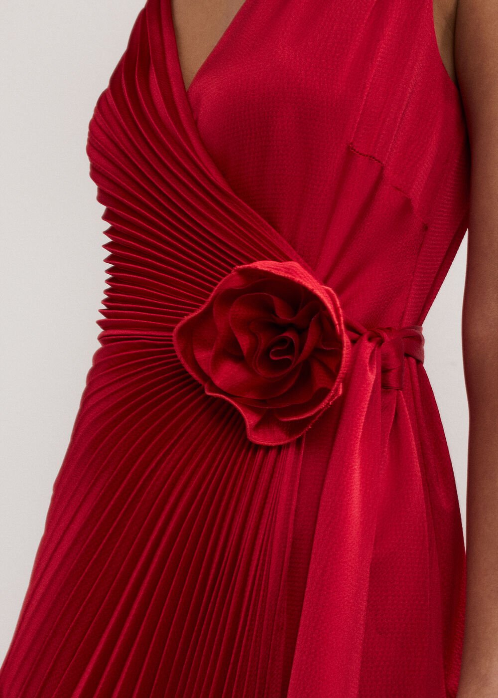 Emlyn Pleated Dress - Red