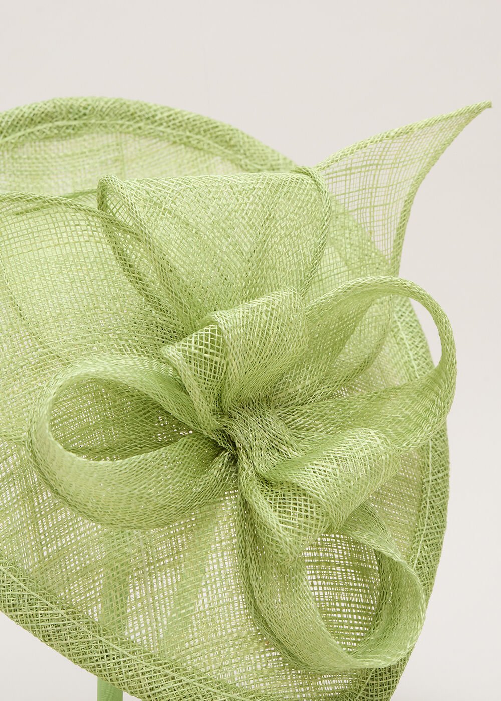 Mini Oval Fascinator - Pale Green