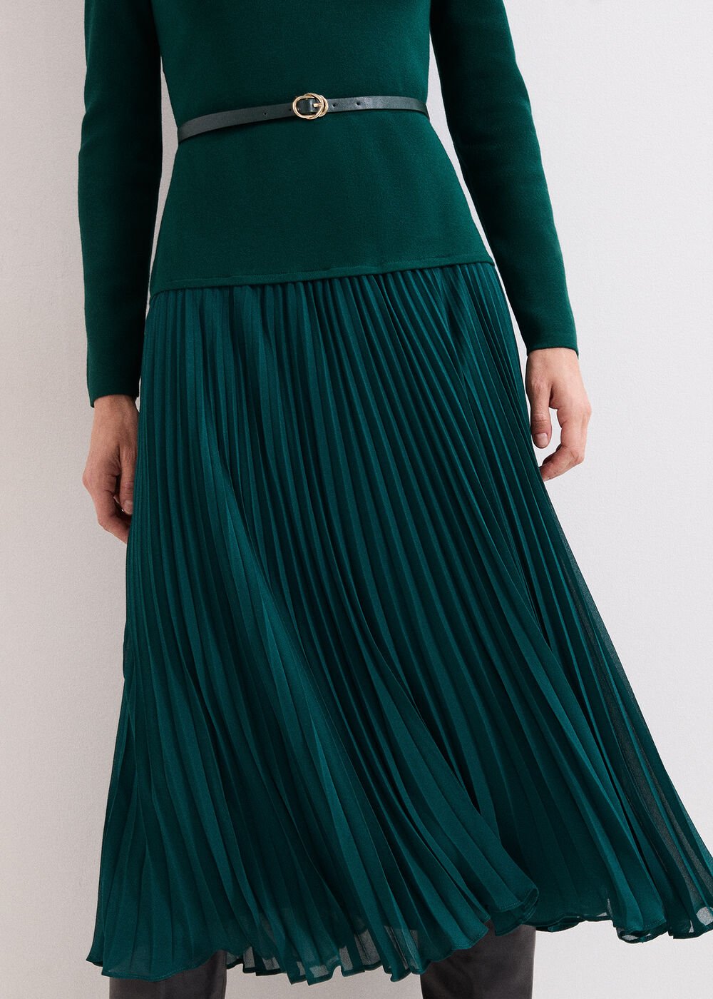 Kai V Neck Dress - Green