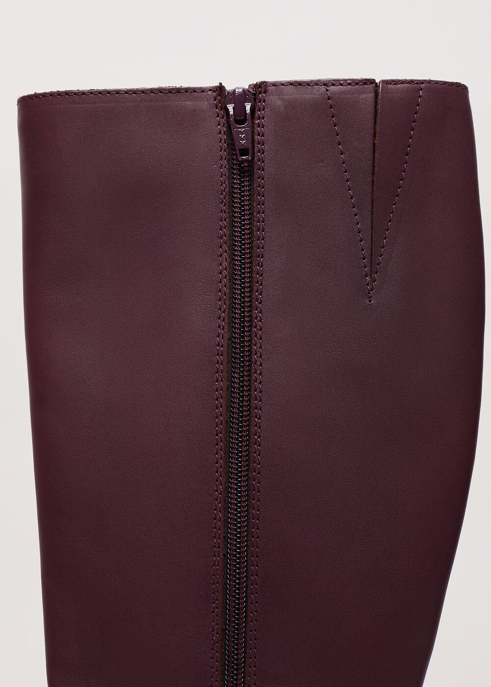 Leather Knee Boots - Burgundy