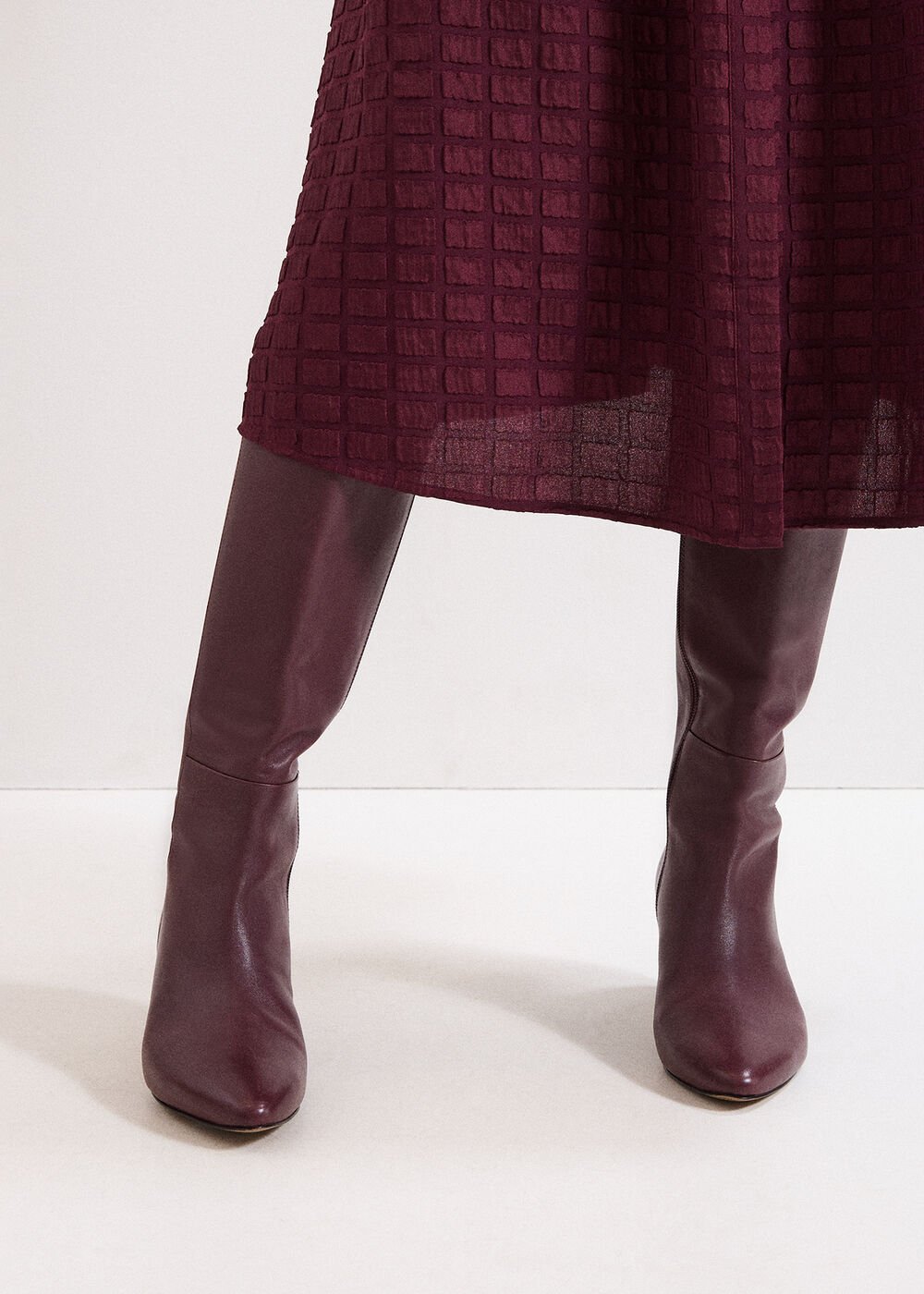 Leather Knee Boots - Burgundy