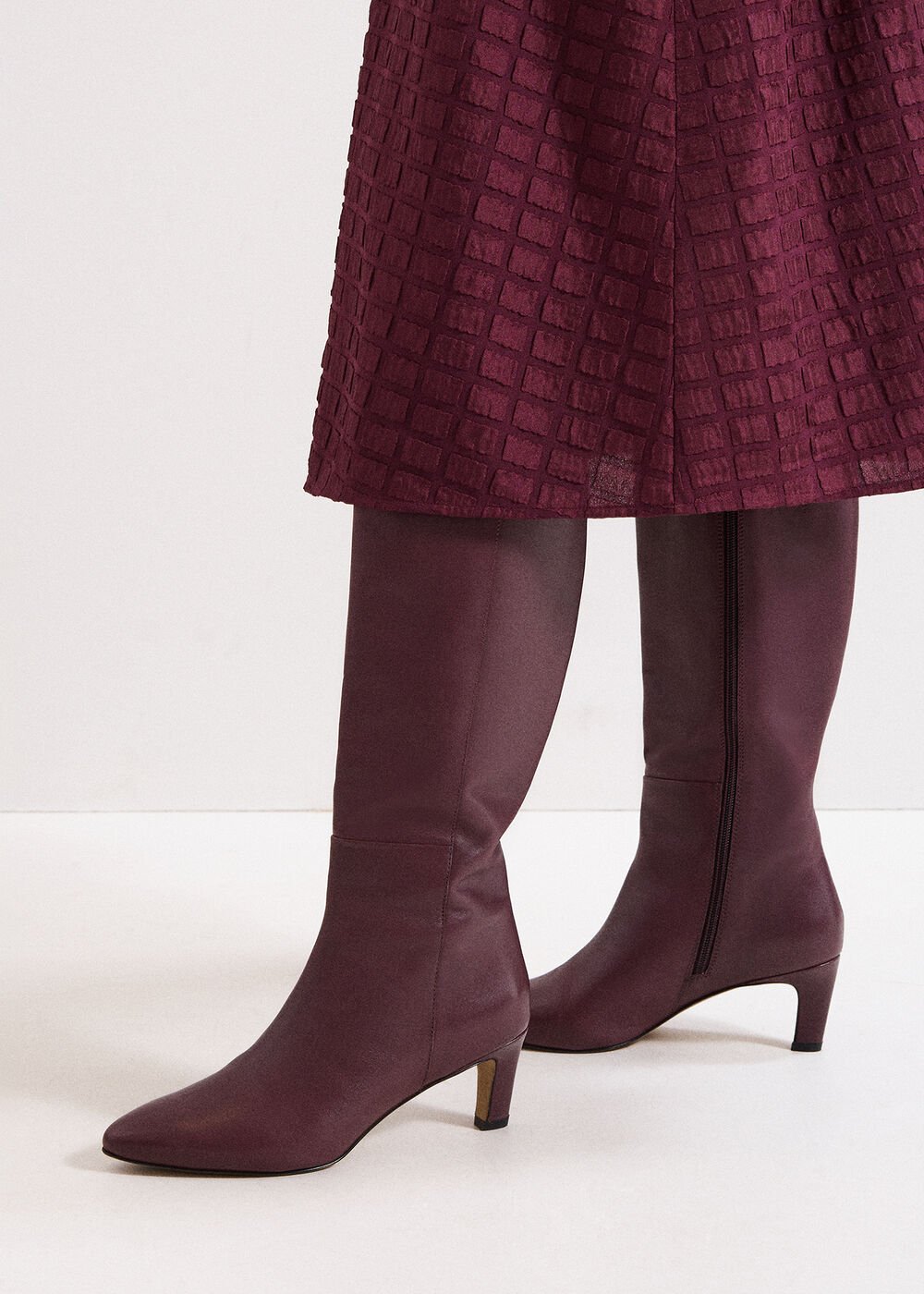 Leather Knee Boots - Burgundy