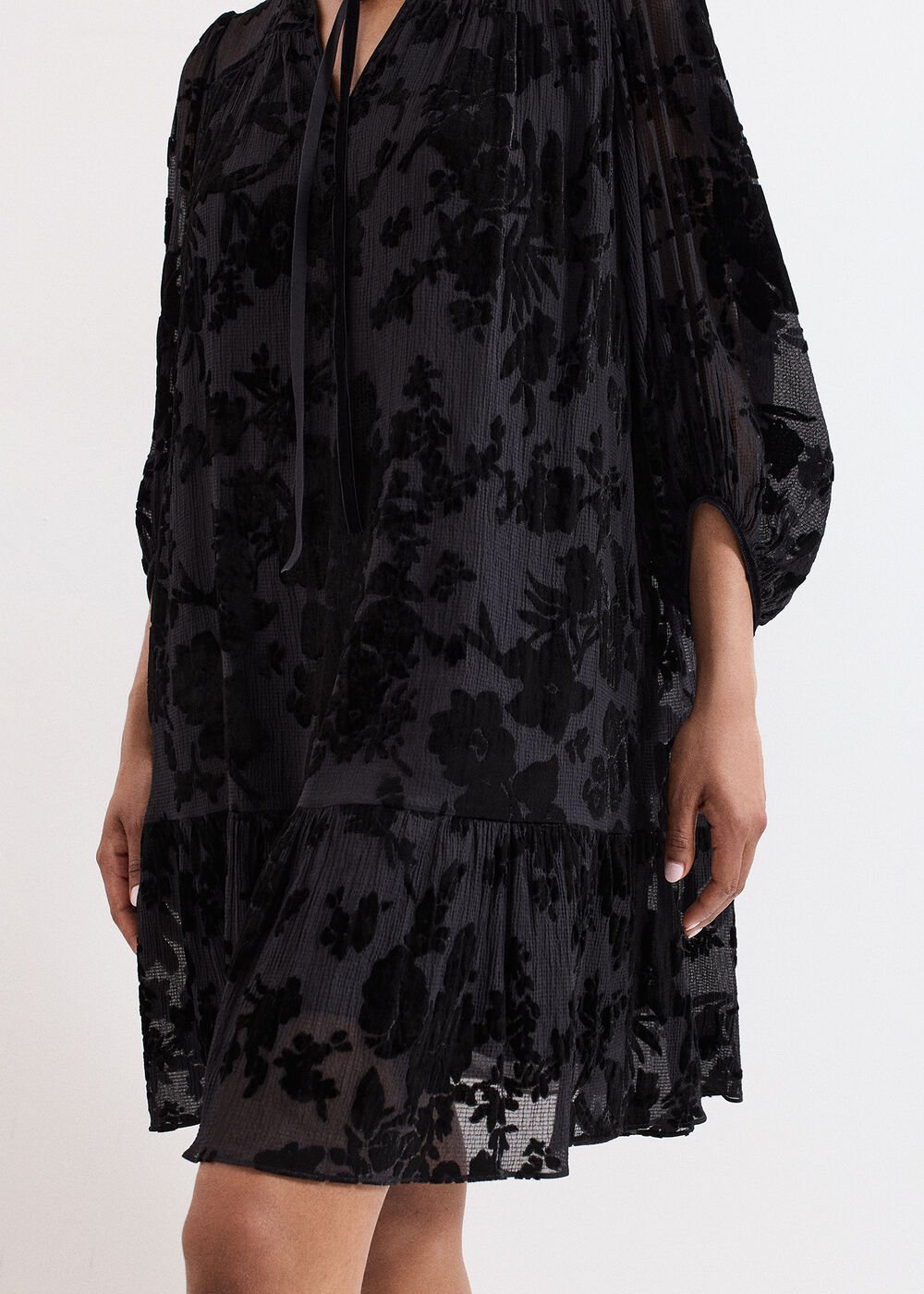 Mila Velvet Dress - Black