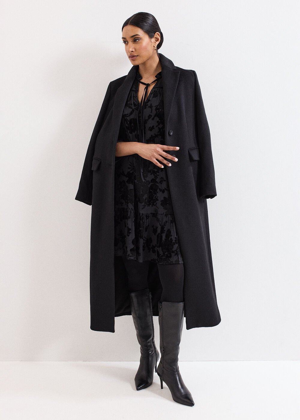 Mila Velvet Dress - Black