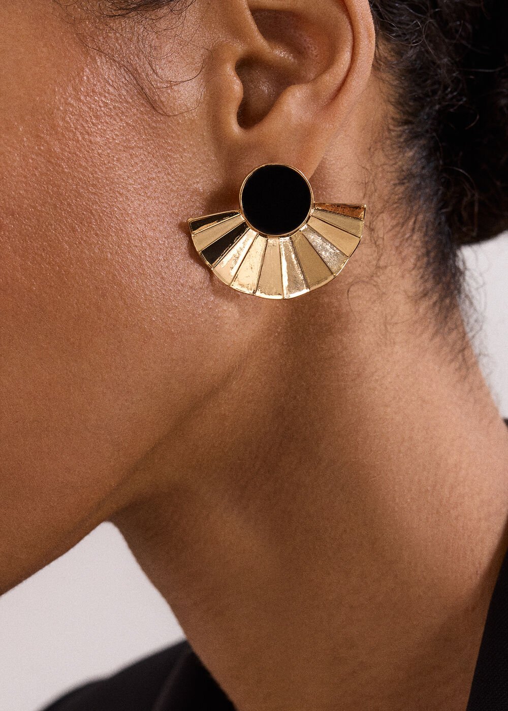 Velvet Fan Earrings - Black