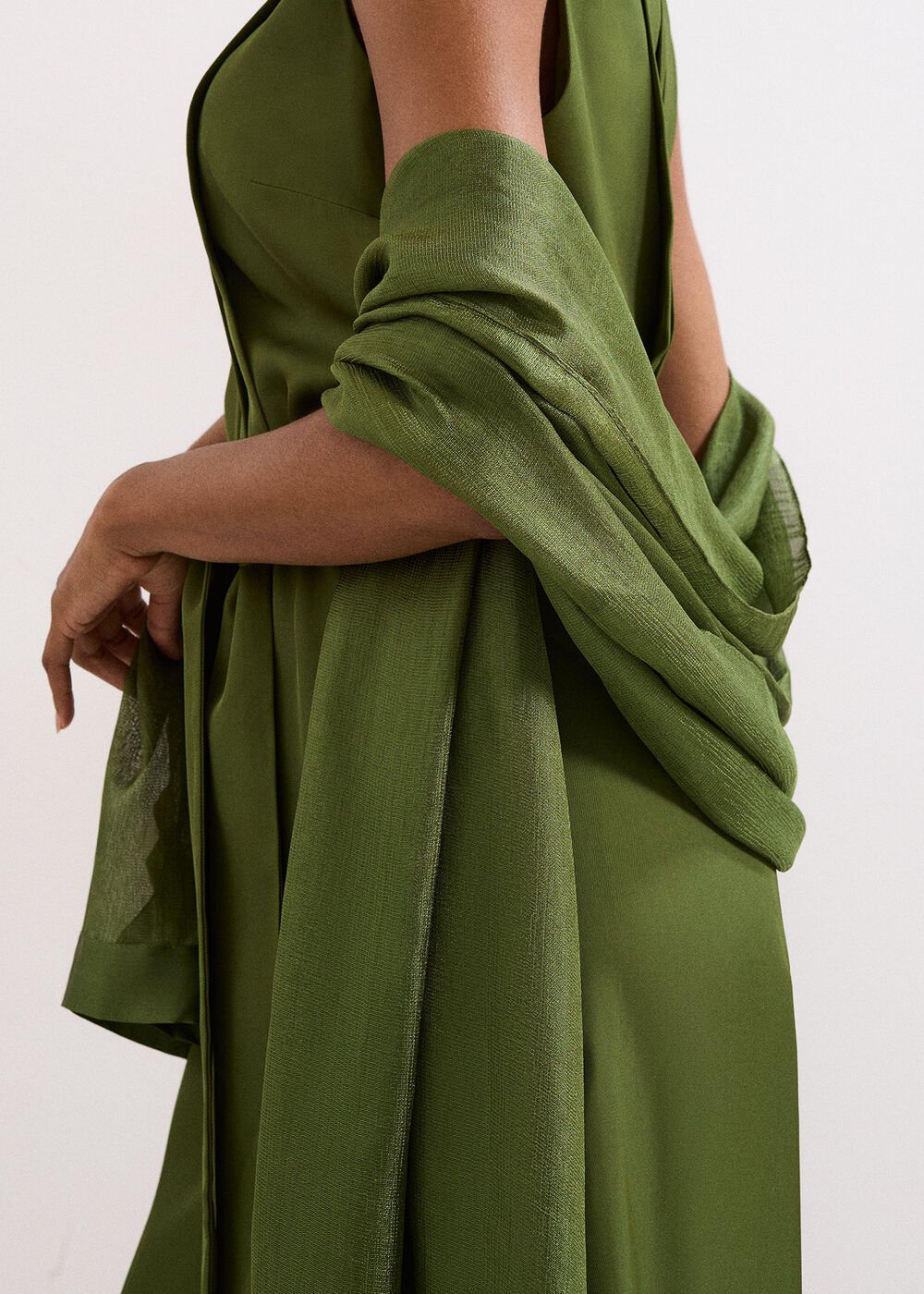 Satin Trim Scarf - Green