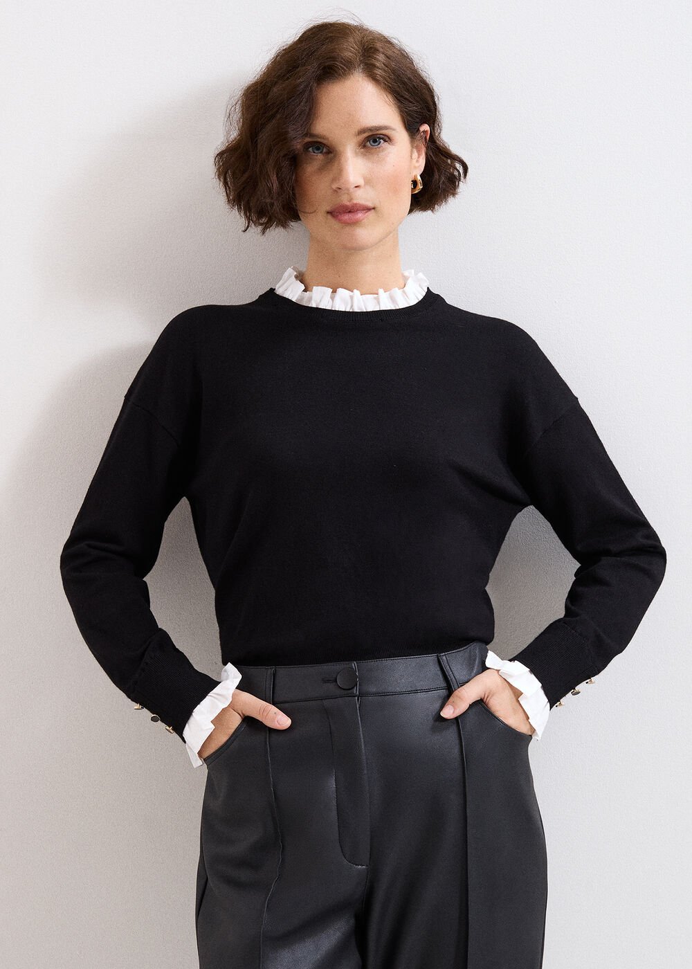 Jenna Collar Top - Black/Ivory