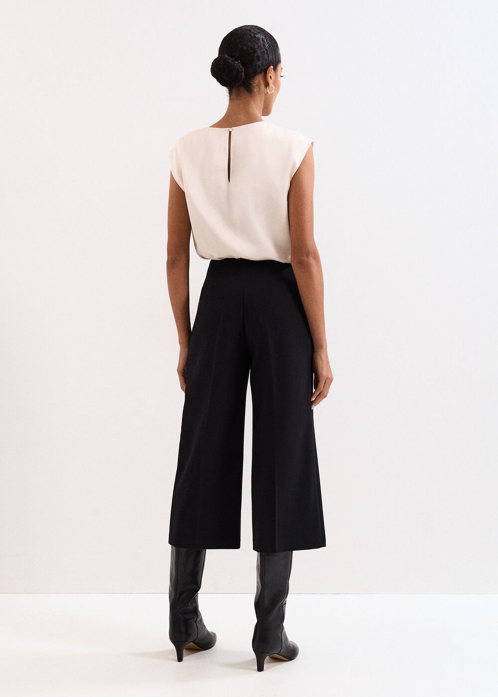 Aubrielle Black Culotte Trousers - Black