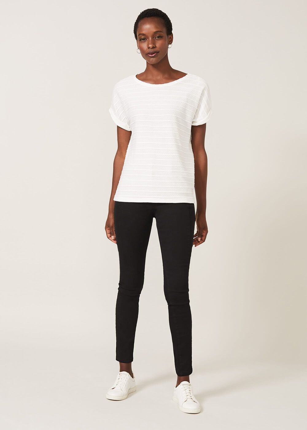 Victoria Seamed Jean - Black