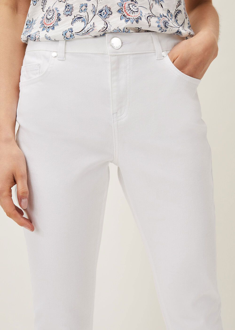Bobbie Skinny Button Hem Jean - White