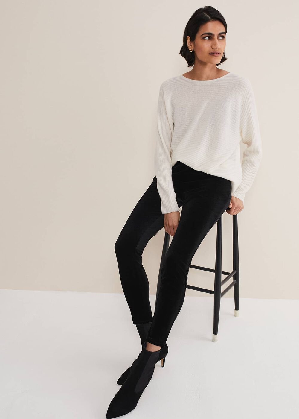 Valerie Velvet Leggings - Black