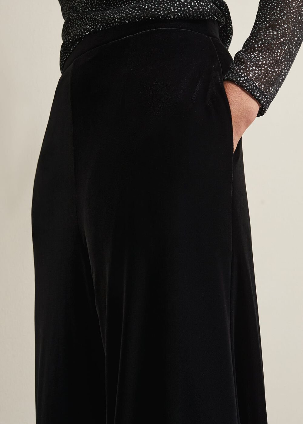 Florentine Velvet Co-Ord Trousers - Black