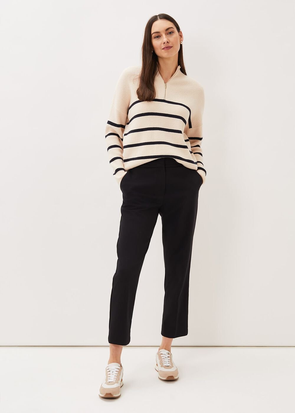 Julianna Cropped Trouser - Navy