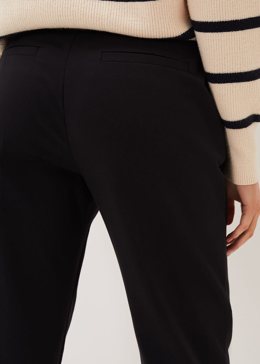 Julianna Cropped Trouser - Navy
