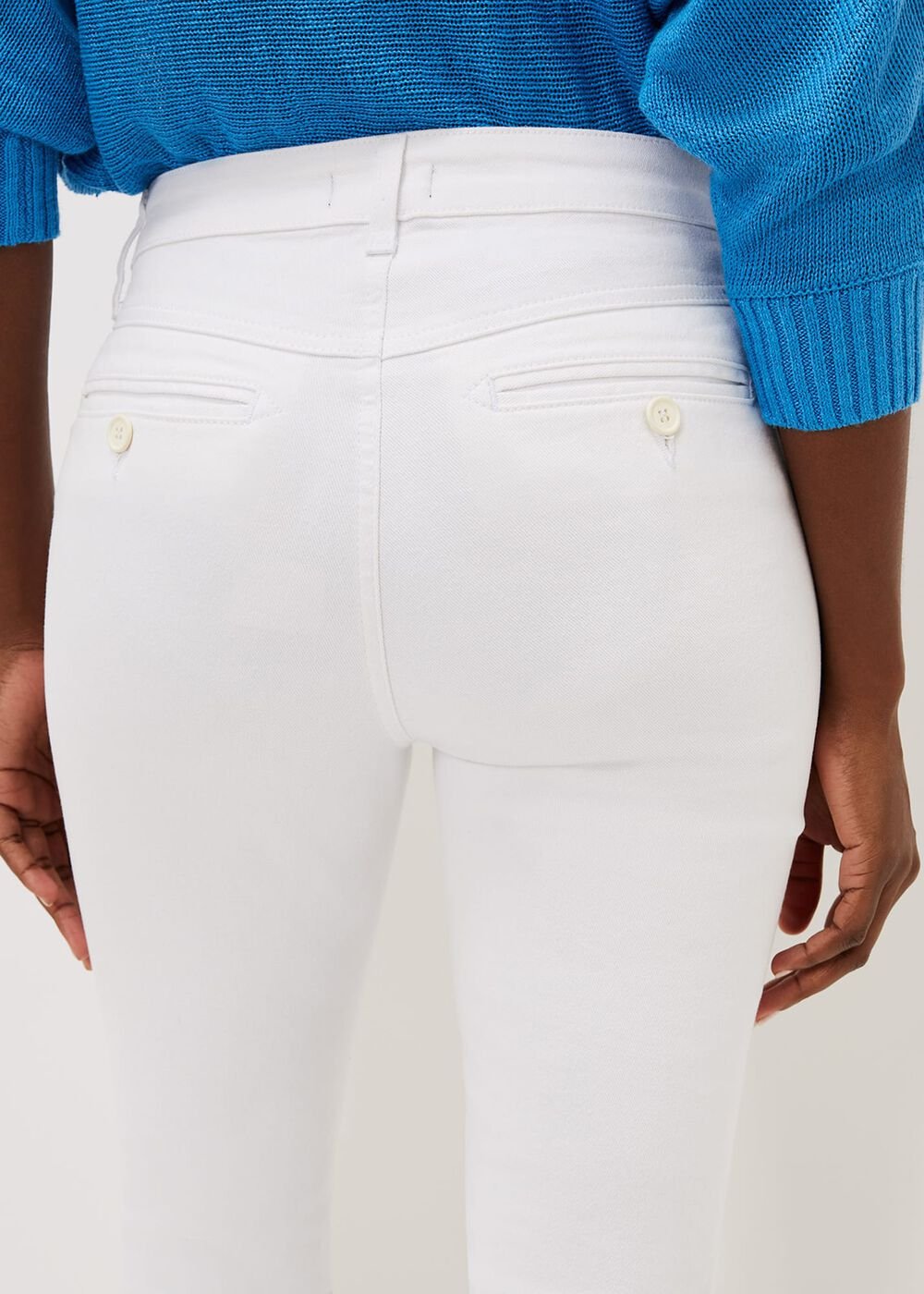 Hailee Topstitch Skinny Jeans Short - White