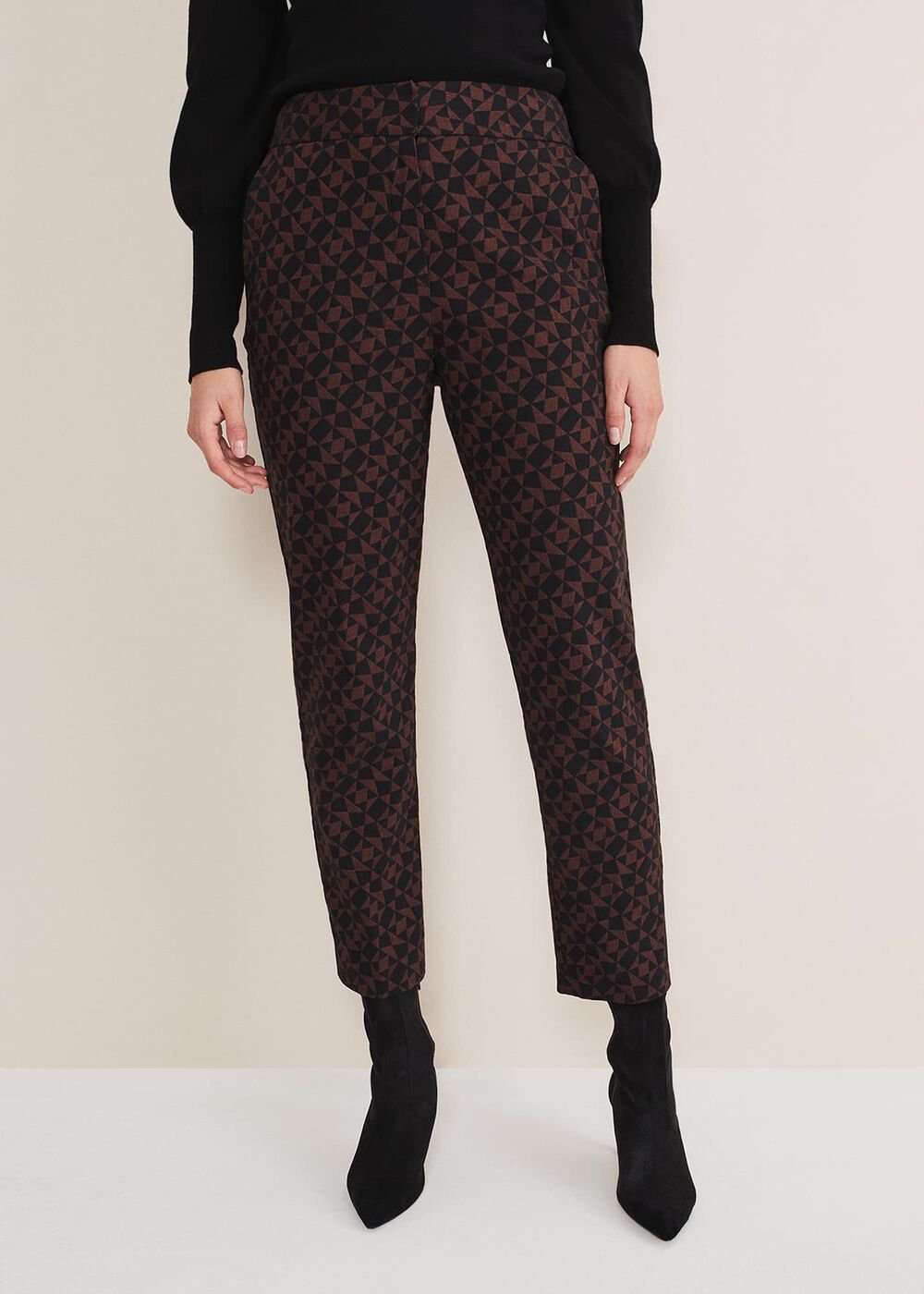 Mackenzie Geo Jacquard Tapered Trouser - Black/Chocolate