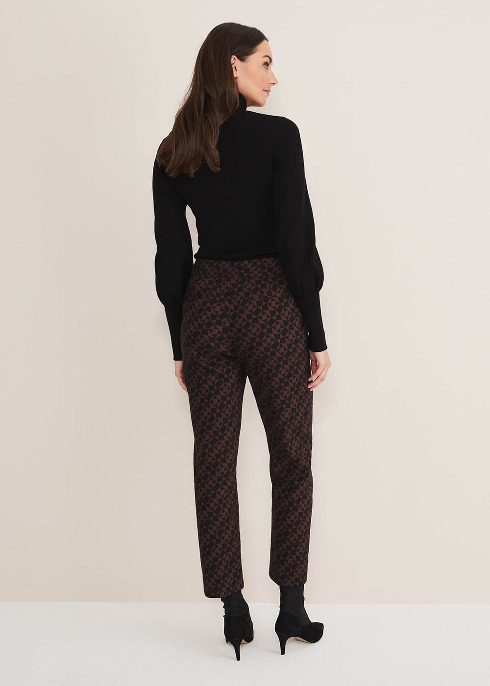 Mackenzie Geo Jacquard Tapered Trouser - Black/Chocolate