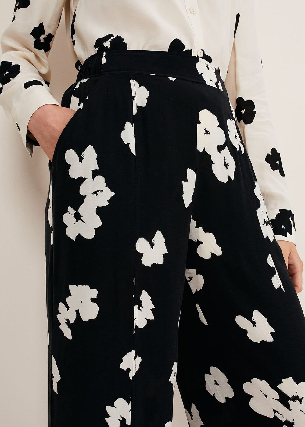 Rae Floral Wide Leg Trouser - Black