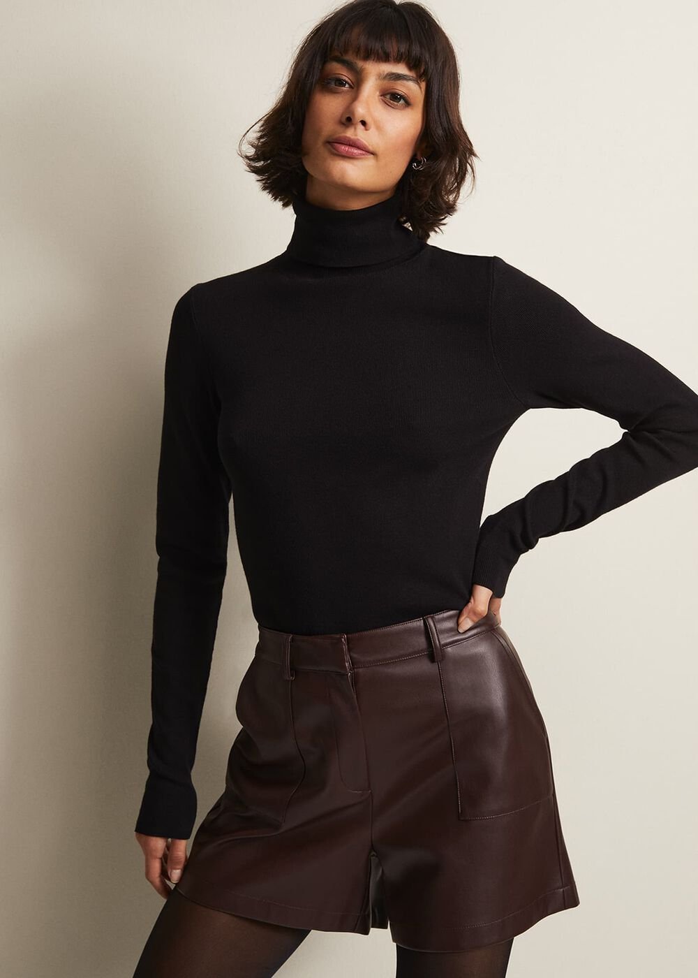 Hadley Faux Leather Shorts - Burgundy