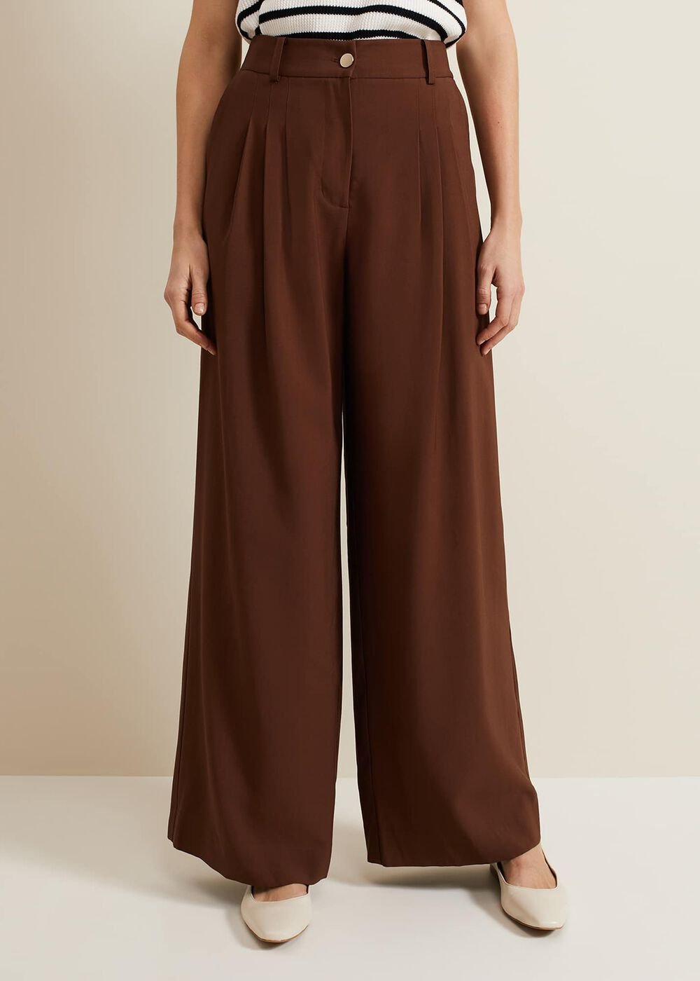 Indiyah Pleated Wide Leg Trousers - Brown