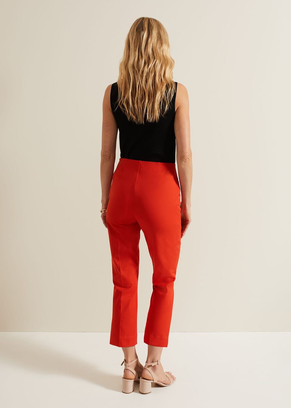 Miah Stretch Capri Trousers - Red