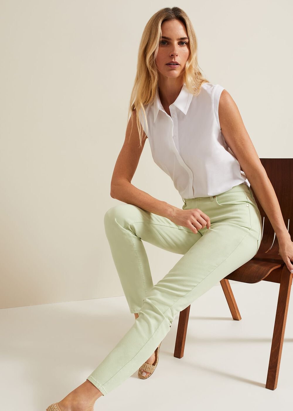 Lindsey Cropped Straight Leg Jeans - Green