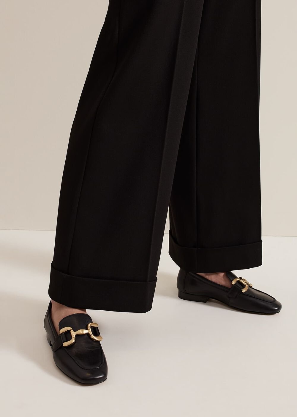 Petite Trixie Turn Up Hem Trouser - Black