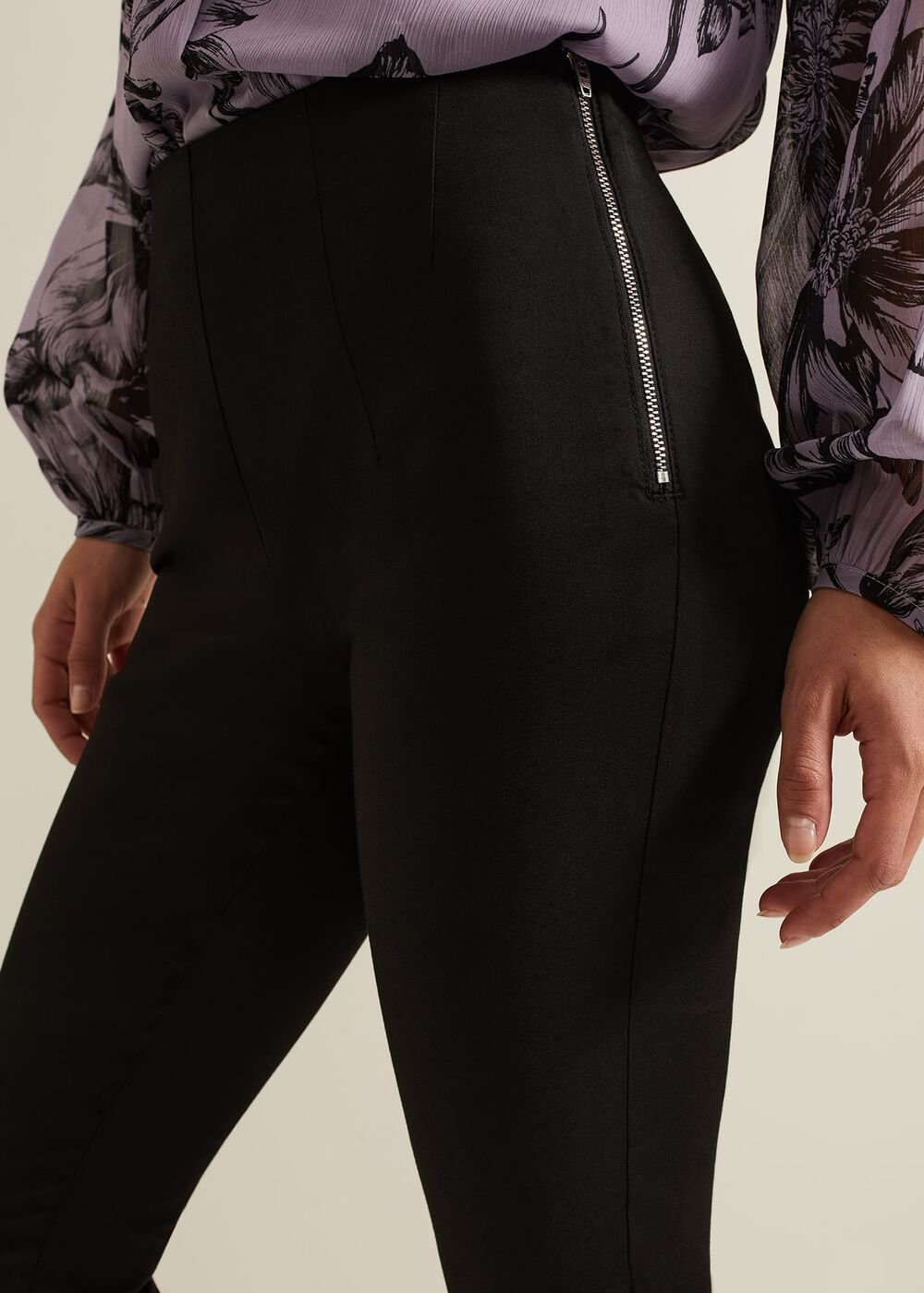 Amina Skinny Trousers - Black