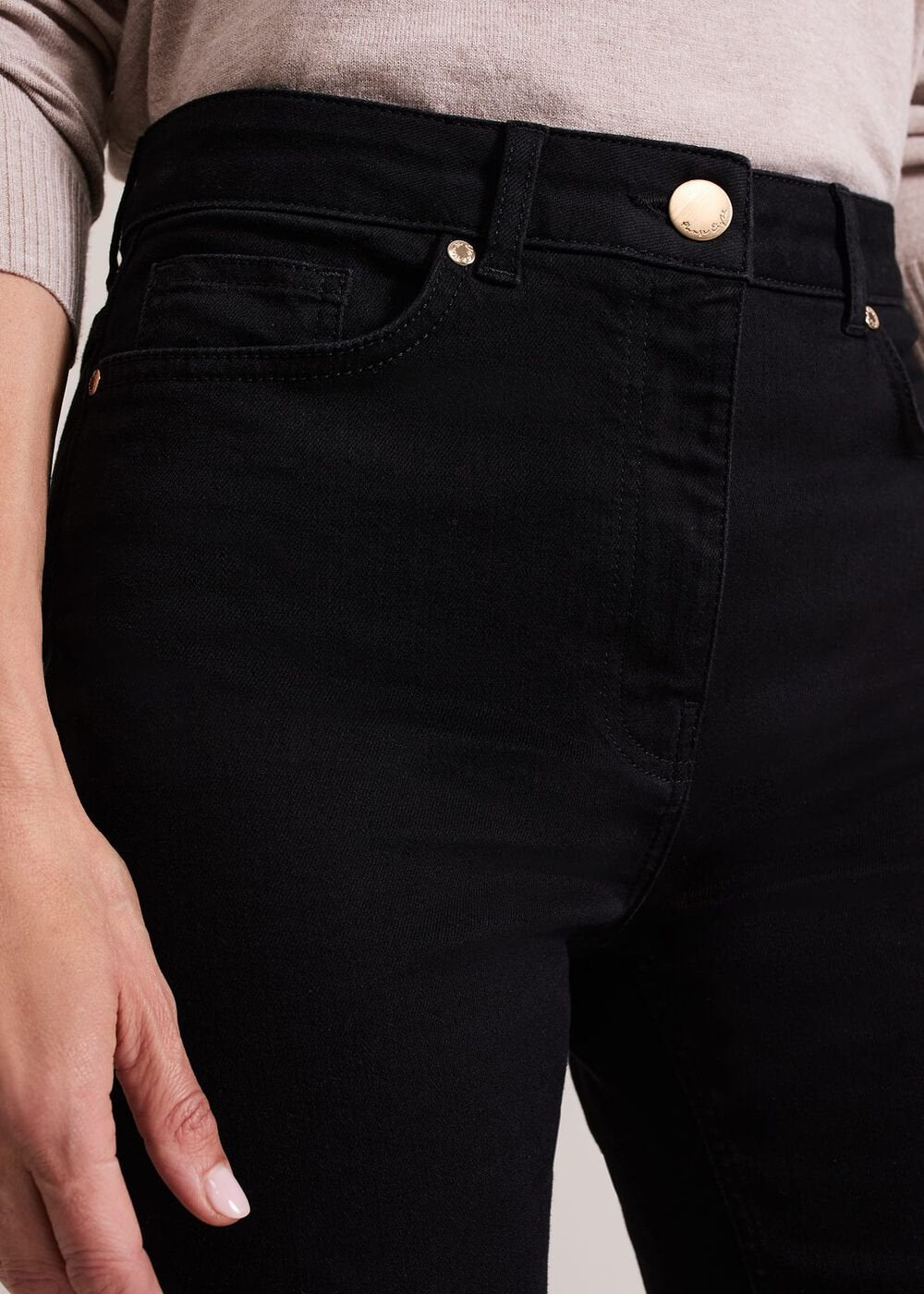 Olivia Bootcut Jean - Black