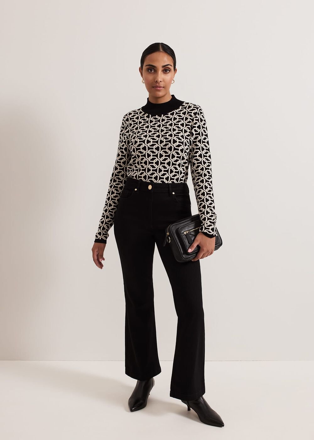 Petite Olivia Bootcut Jean - Black